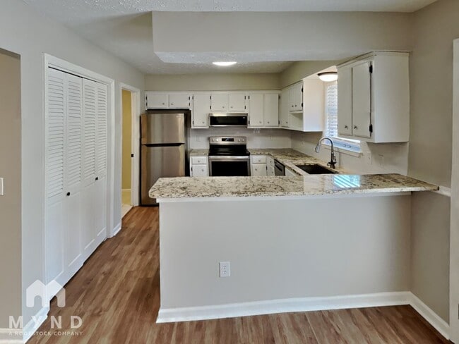 383 Huntington Ridge Dr