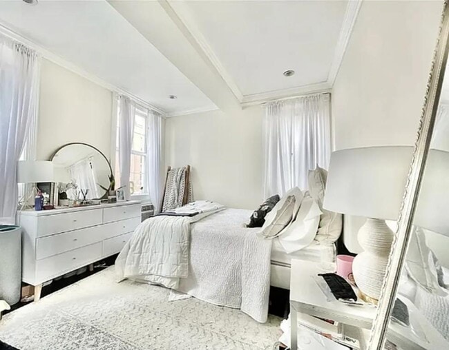 448 W 19th St Unit PHH