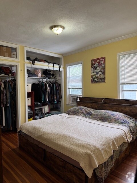 Building Photo - 45 Iffley Rd Rental