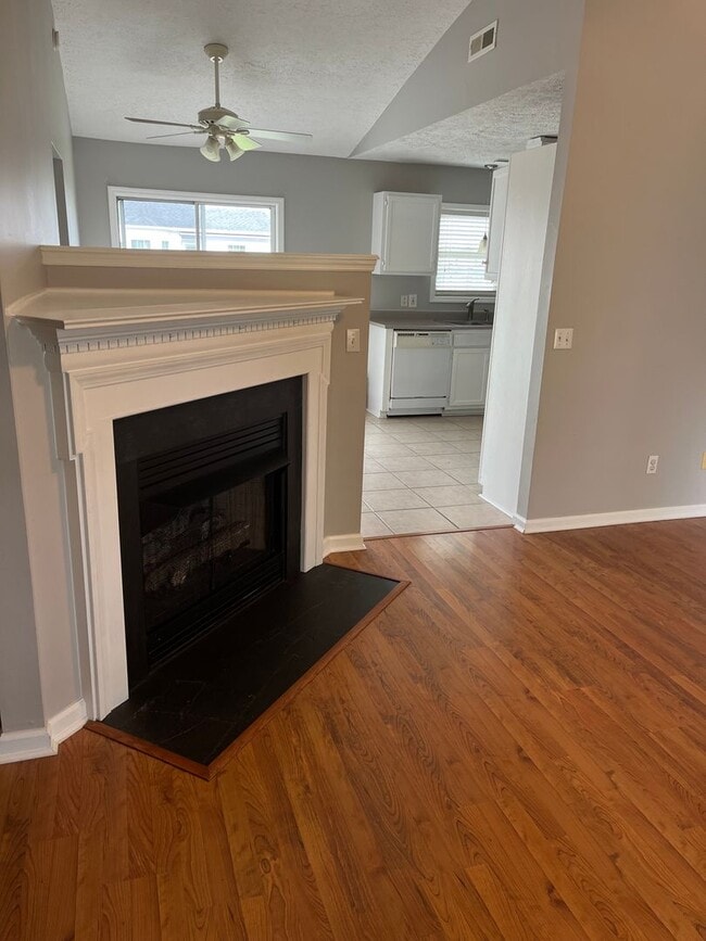 Photo - Charming Home with 2 car garage in Great Neighborhood