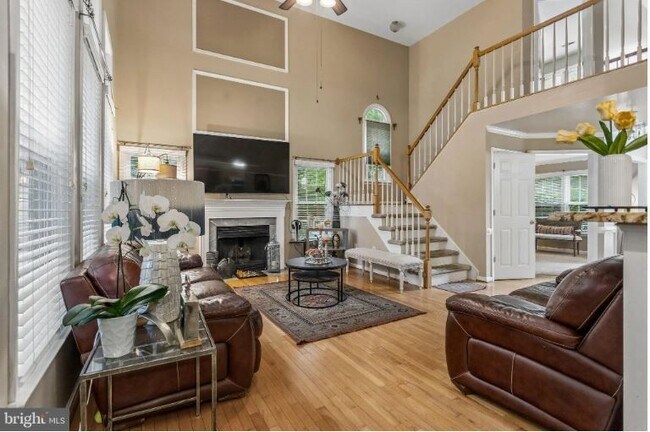 36 Dawson Dr