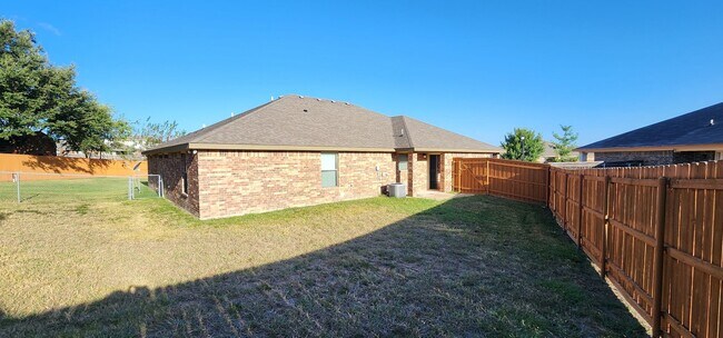 Photo - Beautiful 2 bed/2 bath near Clear Creek gate Available 8/13