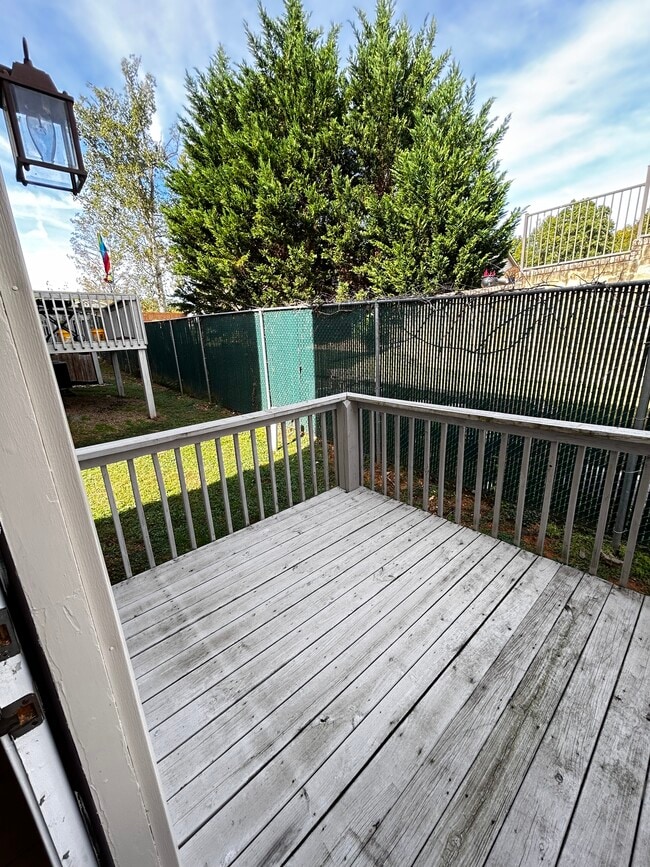 Photo - 563 Boring Chapel Rd Unidad #12