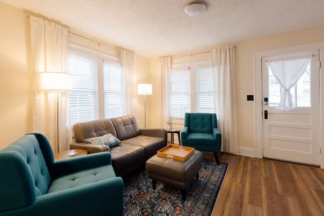 Photo - 217 Highland Ave Unidad ID1397956P