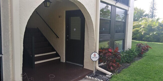 Building Photo - 5971 La Pinata Blvd Unit B1