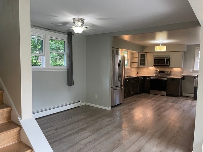 Photo - 6309 Logan Ave S