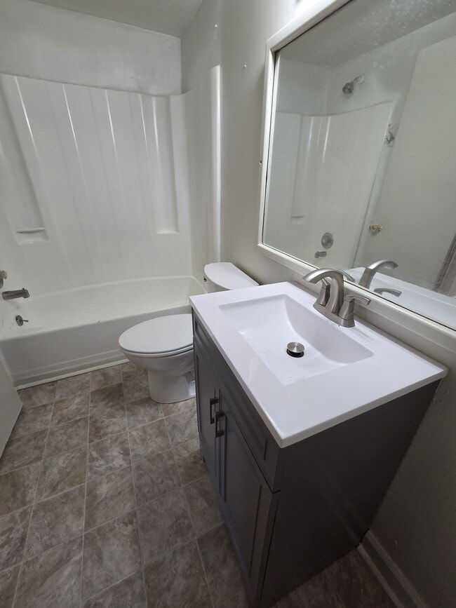 1222-1224 Maple Ave SW