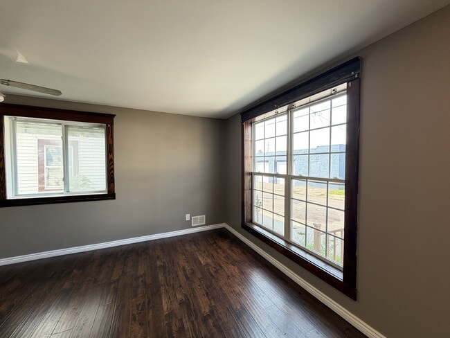 Photo - 11 Pooley Pl