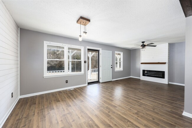 Photo - 2681 George York Rd