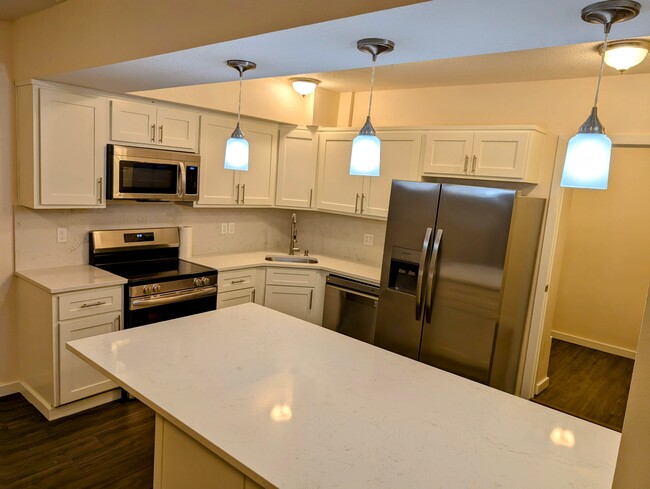 Kitchen - 8737 SW Brady Ct Condo