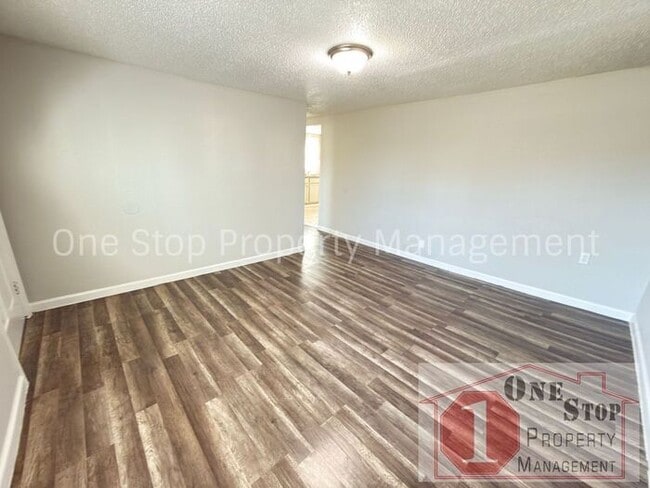 Photo - Beautiful 4 Bedroom 1.75 Bathroom Home in Independence!