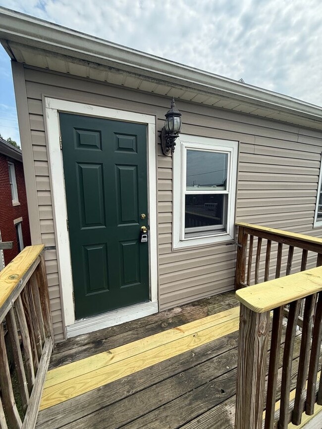 Photo - 215 E King St Unit 215 B