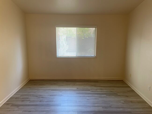 1424 Santander Ct