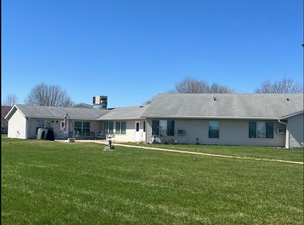 Photo - 745 Streeter Dr