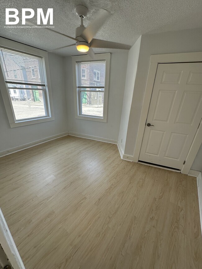 Photo - 124 Felton St Unidad 1