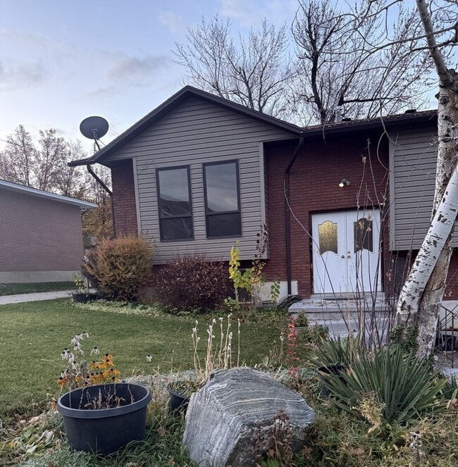 Building Photo - 66 Jennings Ln