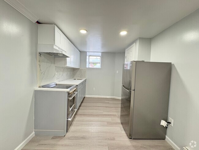 Building Photo - 42 Dwight St Unit 3 Rental