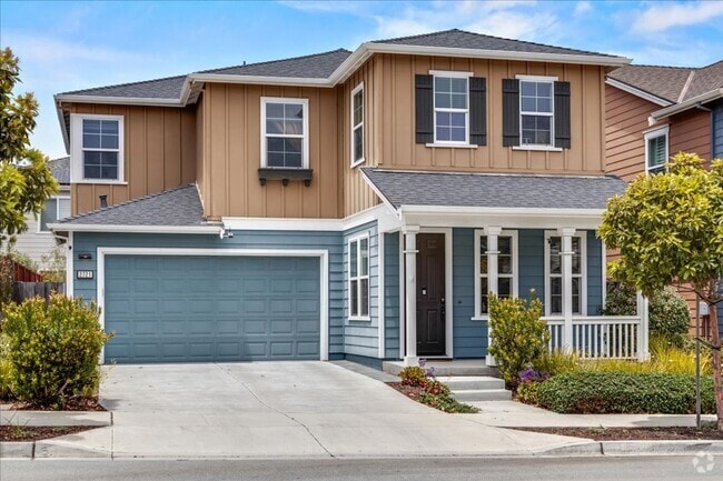 Building Photo - 4 Bedroom Home in the Dunes, Avaliable Aug...