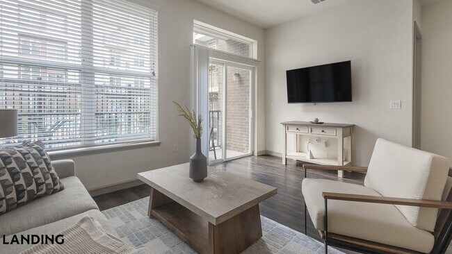 Photo - 1711 Caroline St Unit 238