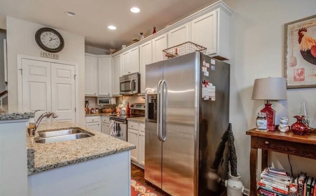 Photo - 14326 Foxcroft Rd