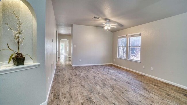 Photo - 711 House Creek Dr