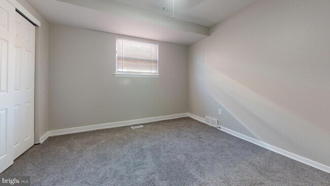 Photo - 2037 Beyer Ave Unit 1ST FLOOR