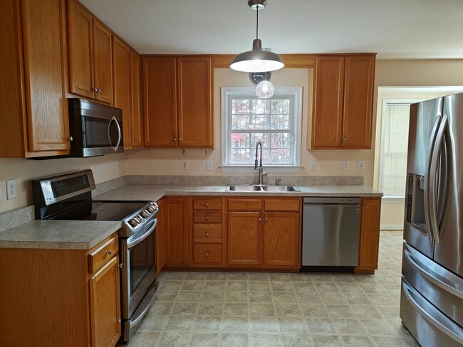 Photo - 5 Bedroom home in Henrico