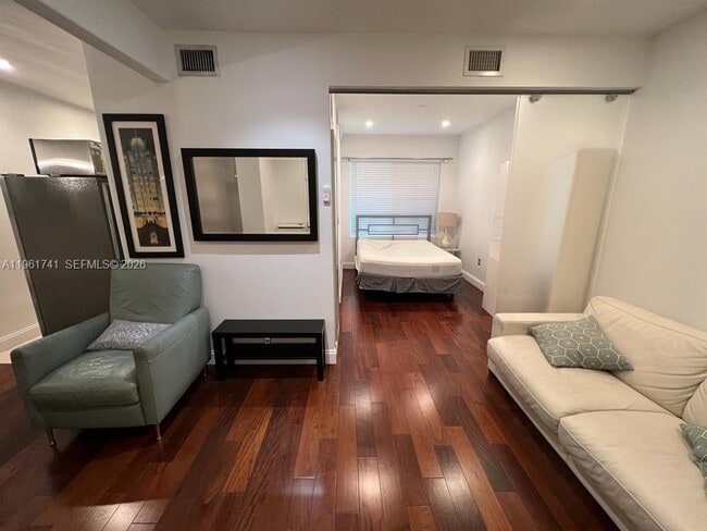 Photo - 526 15th St Unit 4