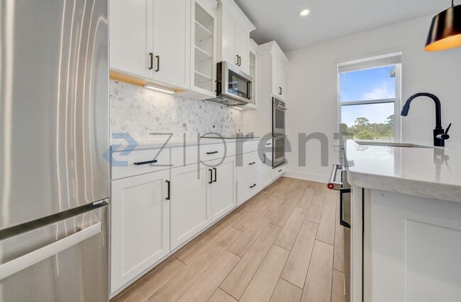 Photo - 534 Sun Chaser Dr