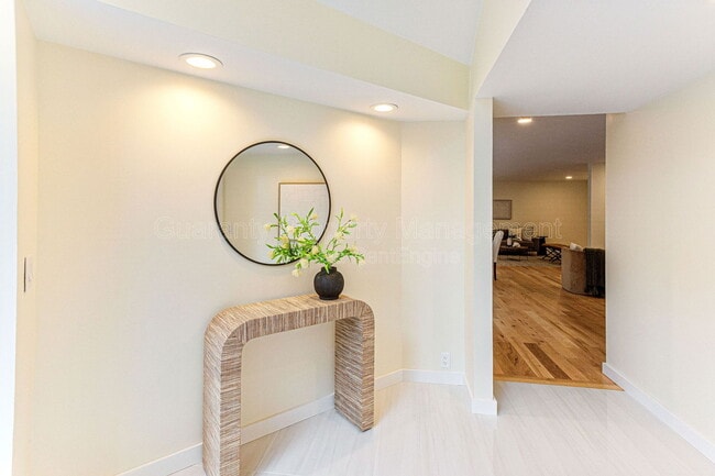 Photo - 475 St Andrews Dr