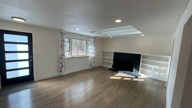 Photo - 2740 W Elizabeth St