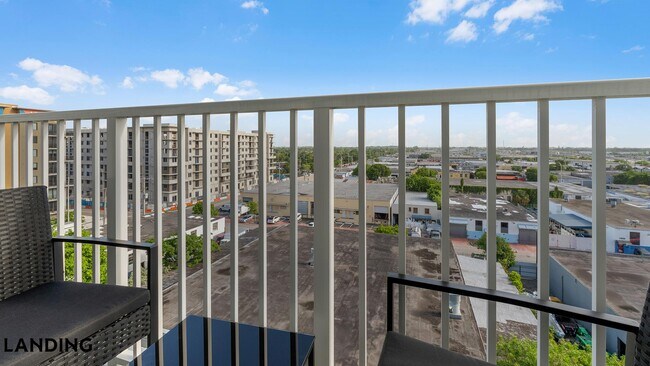 Photo - 1025 E 25th St Unit 717