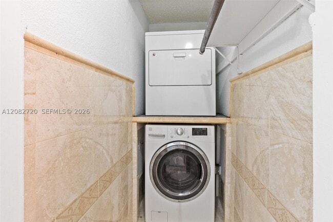 Photo - 1300 W 47th Pl Unit 223