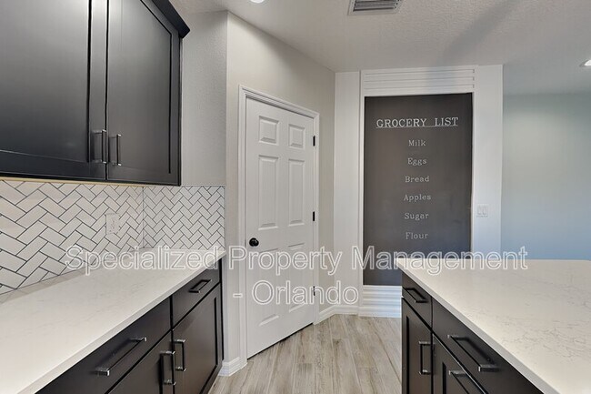 1245 Celery Oaks Ln