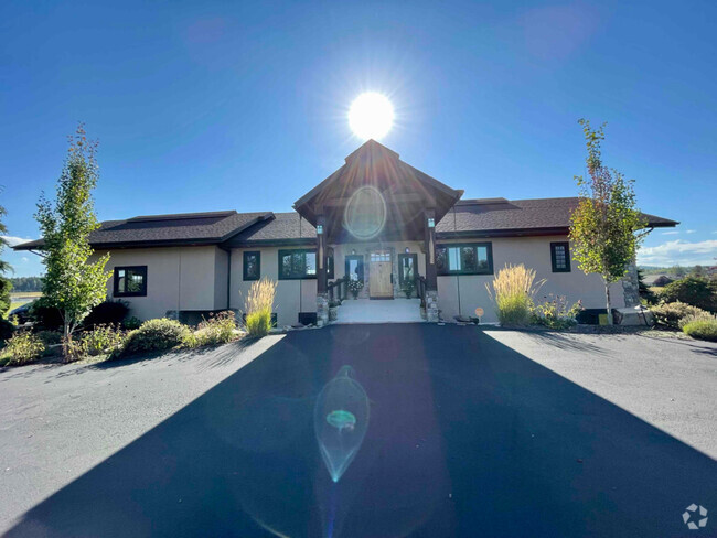Building Photo - 3002 River Lakes Dr Rental