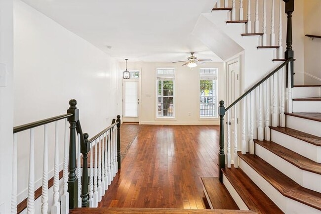 Photo - 345 E 28th St