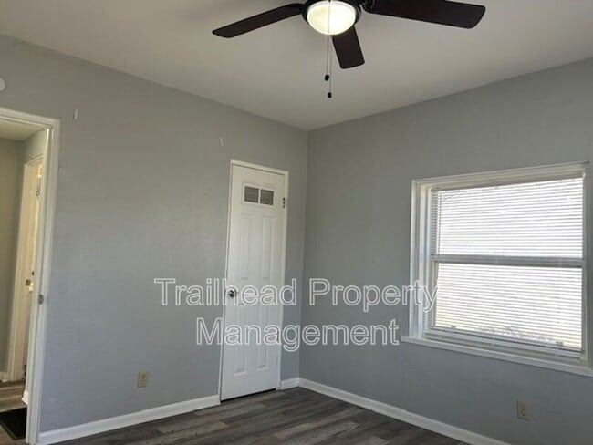 Photo - 2104 S Norwood Ave Unit Apt 1