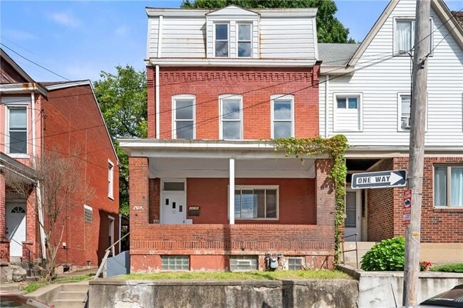 Building Photo - 3336 Ward St Rental