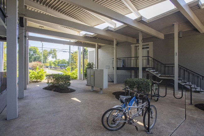 Photo - Belmont Place Apartments