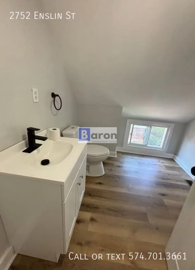 Building Photo - 2752 Enslin St