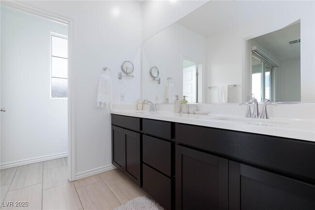 Photo - 7792 Vino Vranec Ct