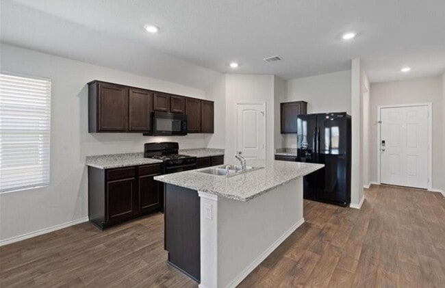 Photo - 4 Bed 2 Bath Home in Cottonwood Creek!