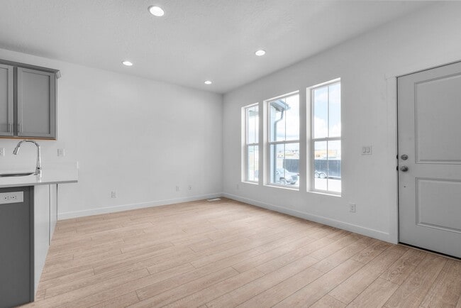 Photo - Dry Creek Highlands Towns - 8827