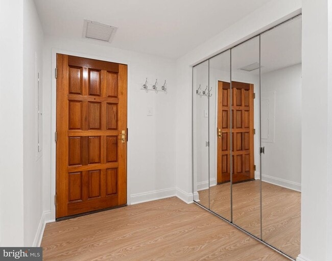 Photo - 1530 Key Blvd Unit 1009