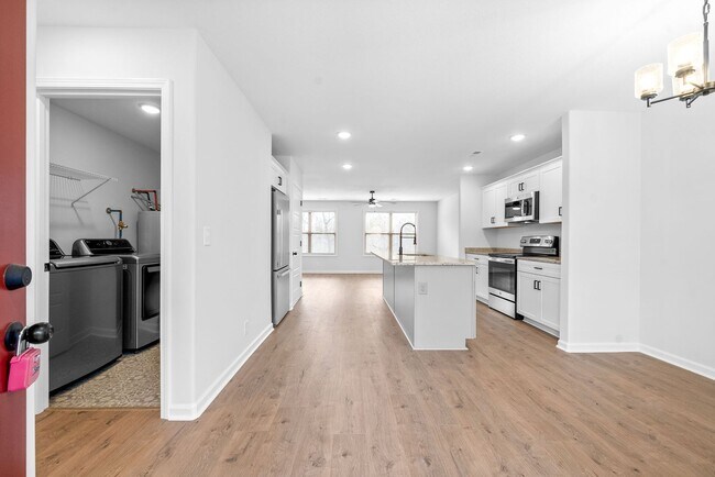 700 Crossland Ave