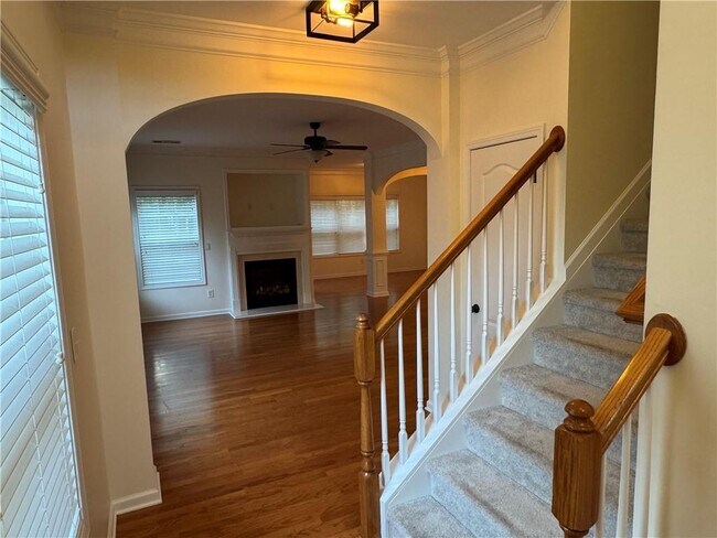 Photo - 5055 Hastings Terrace