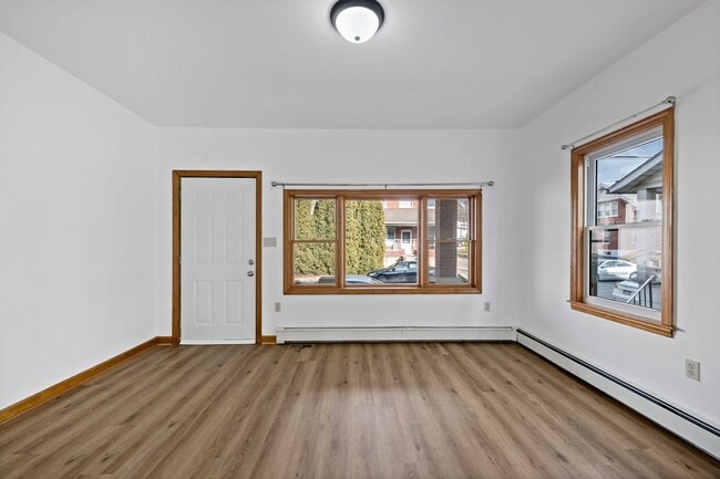 Photo - Spacious 4 Bedroom | 1.5 Bath | 1 Car Garage For Rent -Northampton PA