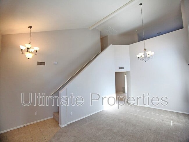 Photo - 2115 S 257th Dr