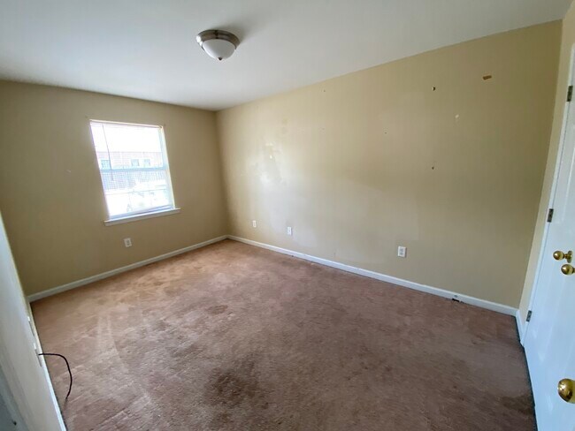 Creekside Apartments