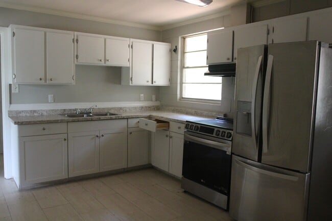 Photo - 1306 Maryland Dr